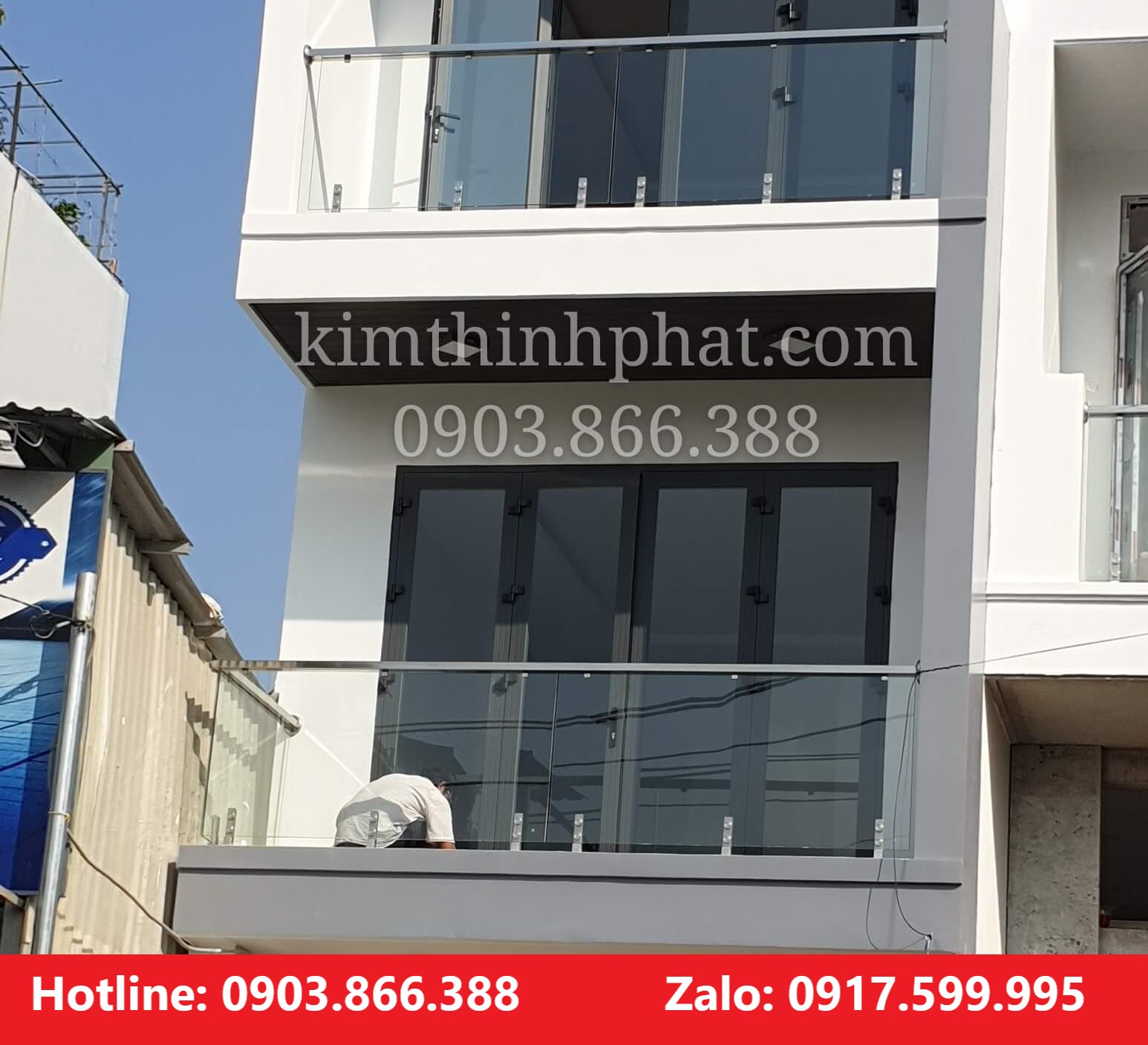 Báo giá thi công lan can kính cường lực