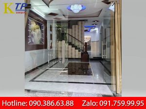 Cửa kính cường lực bản lề thủy lực