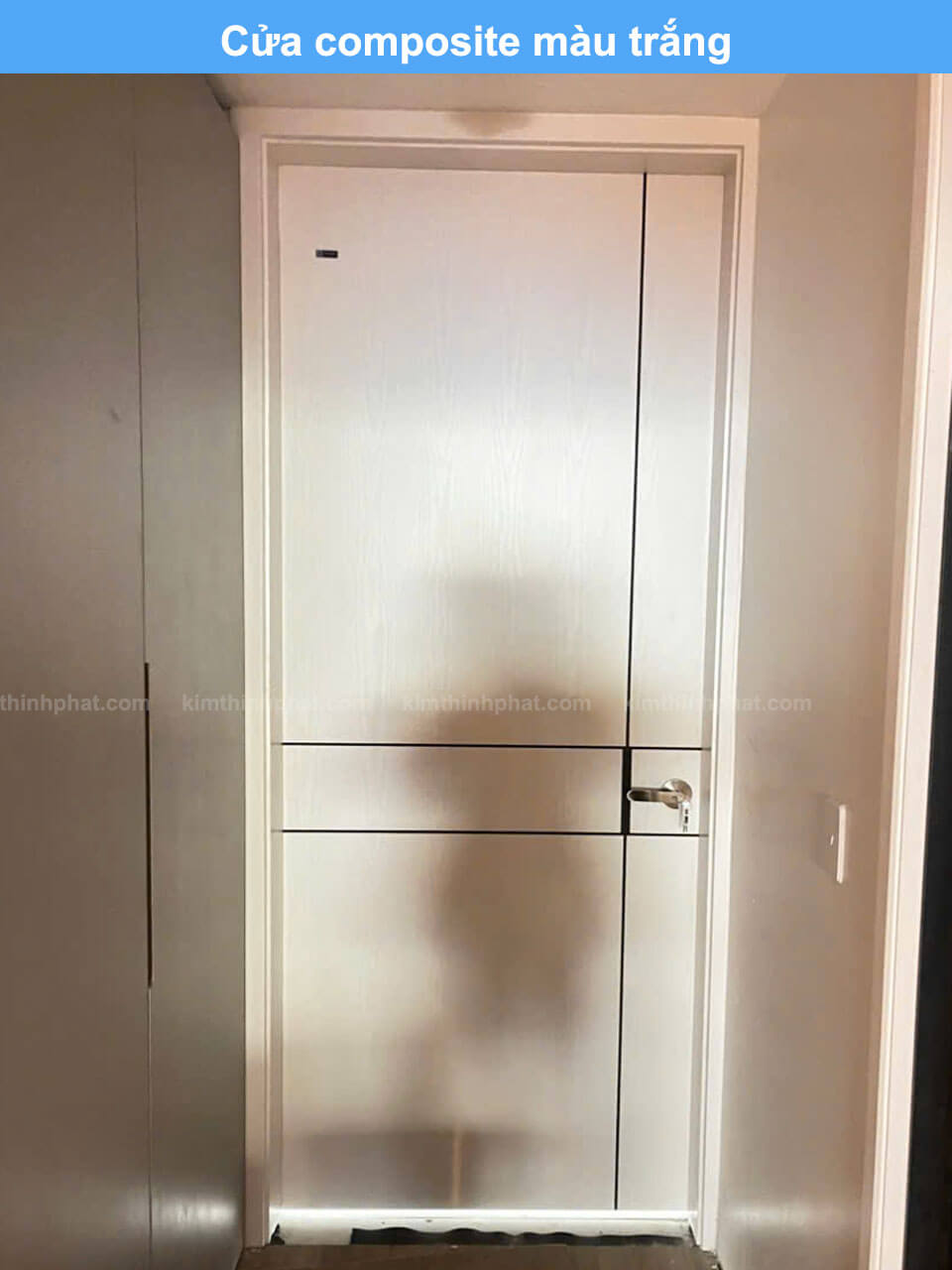 Cửa composite trắng
